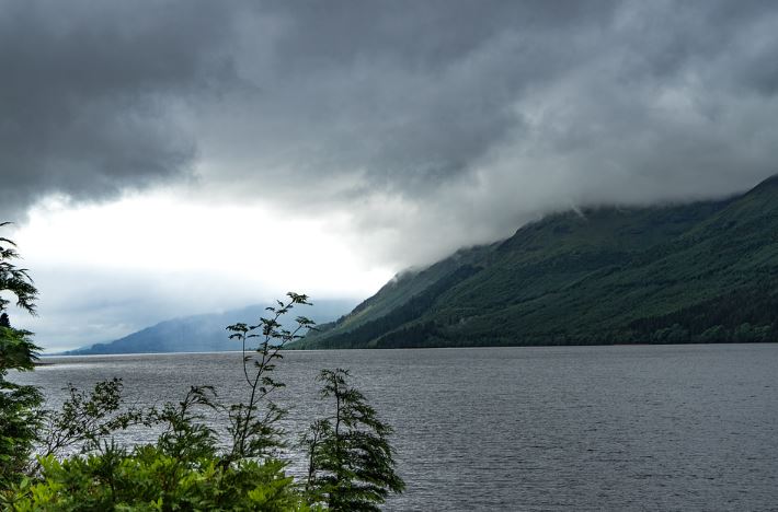lago de ness escocia