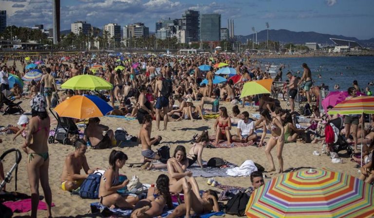 Holanda desaconseja viajar a Barcelona