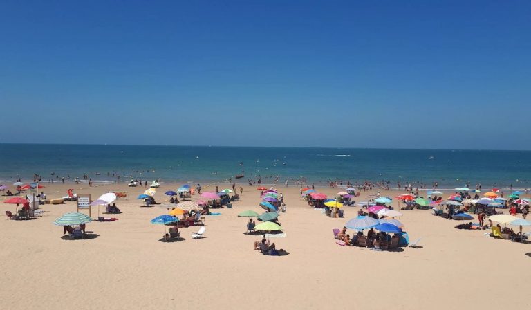 Playa española referente COVID-19