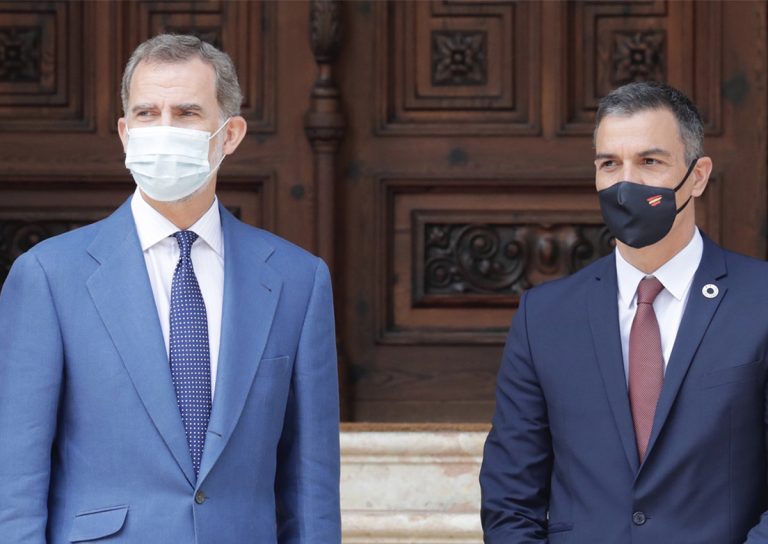 Sánchez, de momento, no apoyará cambios al régimen legal de la monarquía.