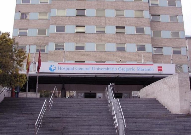 Detenida una auxiliar de enfermería del Hospital Gregorio Marañón de Madrid por robos a compañeros y pacientes.