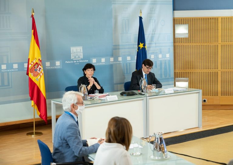 La Conferencia Sectorial acuerda que el master de profesorado deja de ser obligatorio.