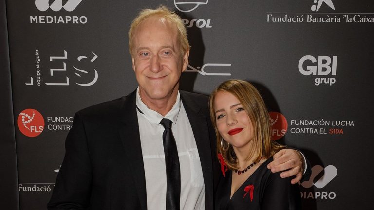 Mainat y Ángela Dobrowolski