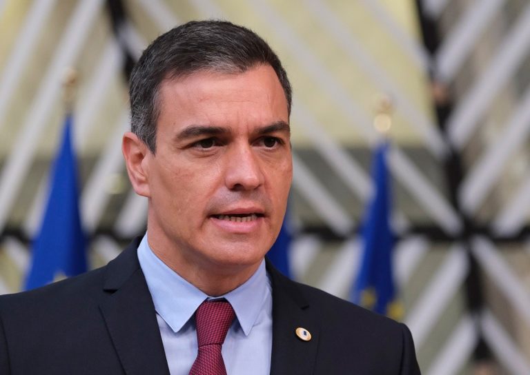 Abucheos a Pedro Sánchez en el acto del 12 de octubre