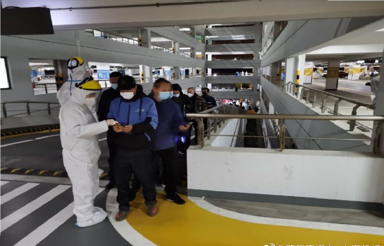 pasajeros empleados Shangai