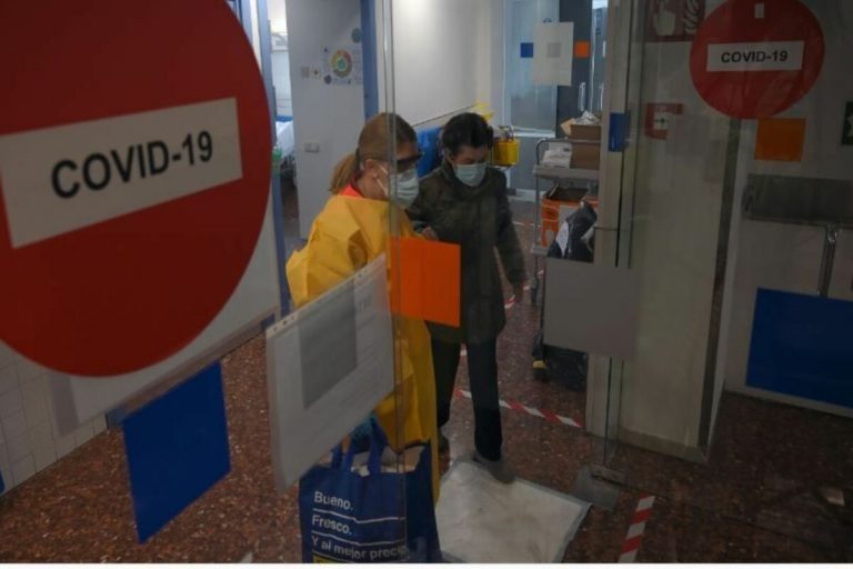 España alcanza el pico de contagios de coronavirus en la tercera ola.