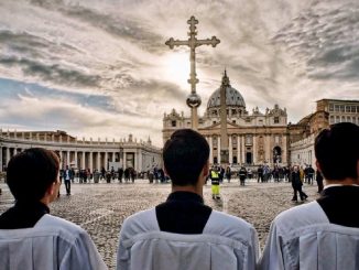 Vaticano homosexiuales