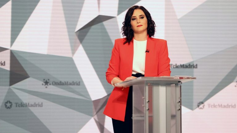Una nueva amenaza que involucra cartas enviadas con balas. Esta vez le tocó a Díaz Ayuso.