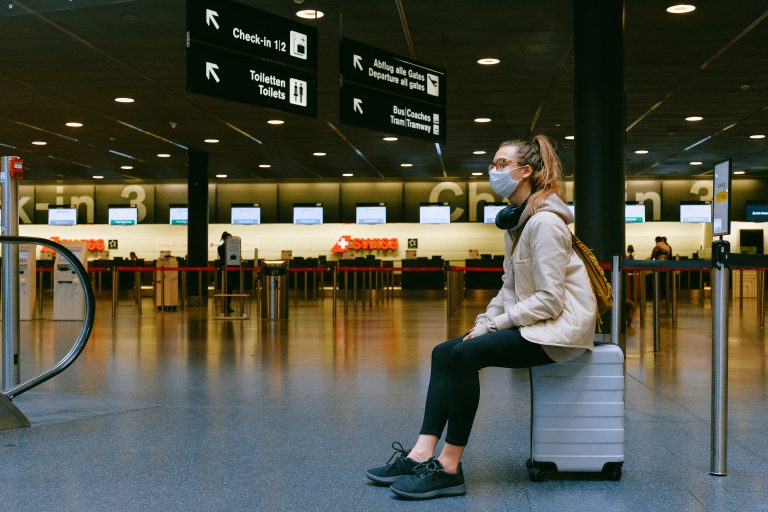 Europa contempla la posibilidad de relajar el uso de mascarilla