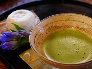 Preparaci&oacute;n ceremonial del t&eacute; matcha
