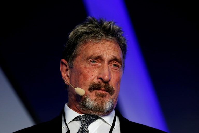 fundador de mcafee se suicida
