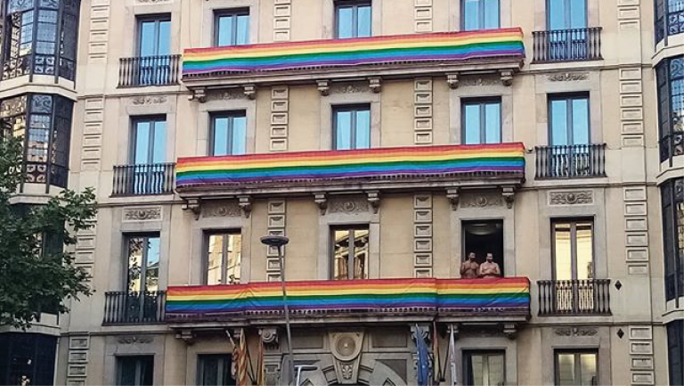 Ataque homófobo Gayxample