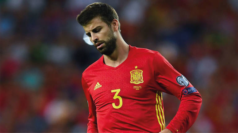Penaltis Gerard Piqué