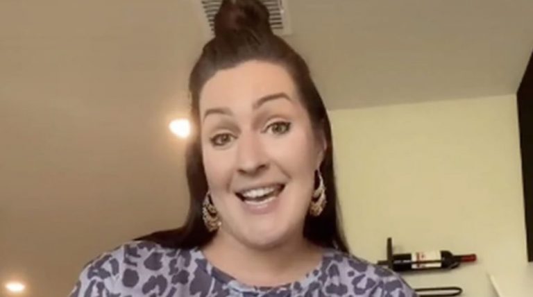 tiktoker criticada por cobrar a su hijo facturas