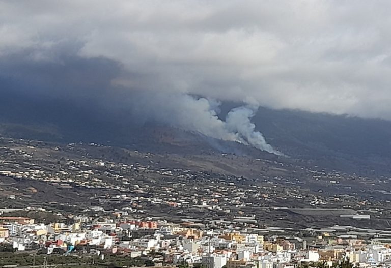 La Palma, el volcán tiene dos bocas