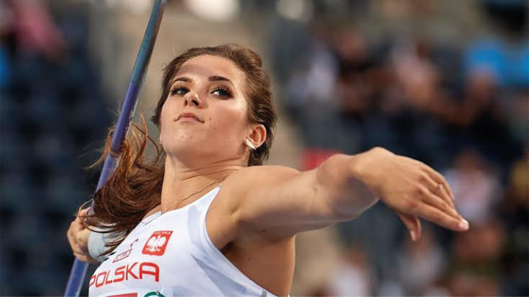 Subasta su medalla Maria Andrejczyk