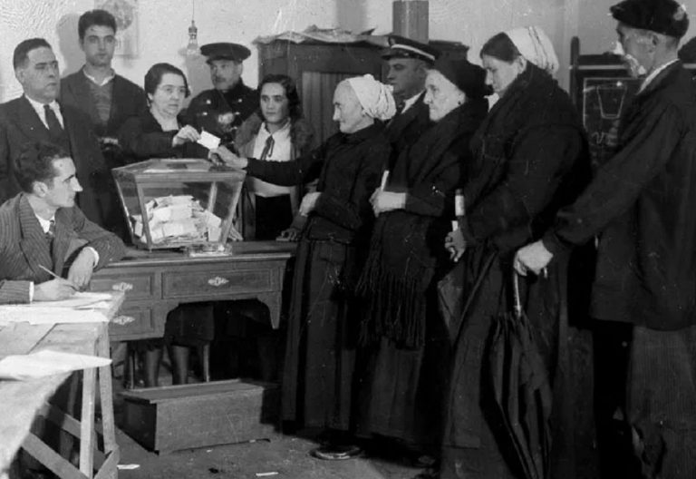 Aniversario del voto femenino en España