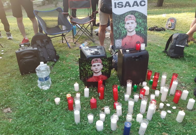 asesinos Isaac