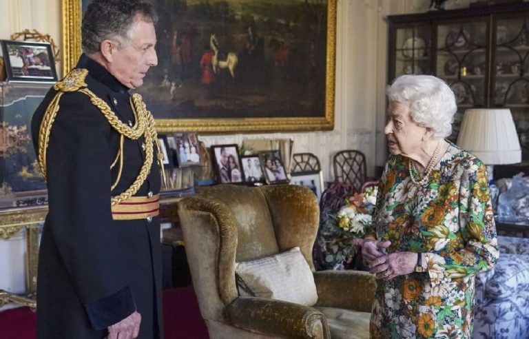 reina Isabel