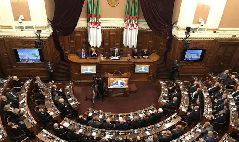 recula España Argelia