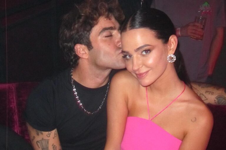Laura Escanes beso