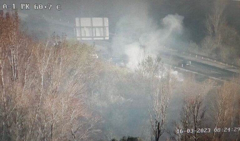 incendio minibus escolar
