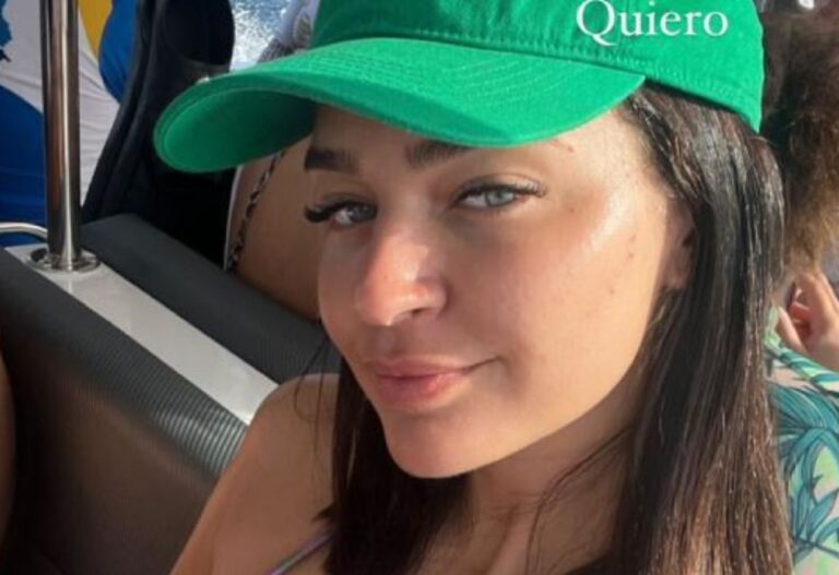 Laura Escanes desnuda