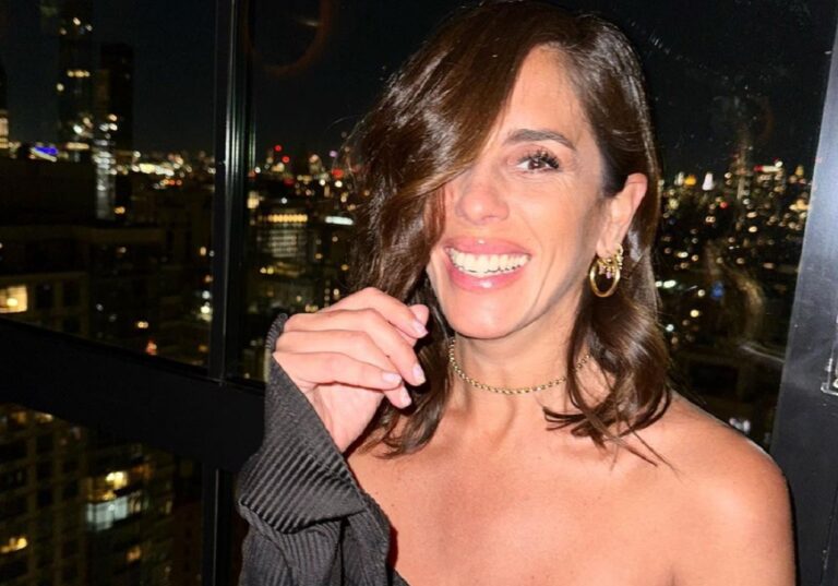 Anabel Pantoja desnudo