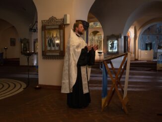 Detenido masturbarse iglesia