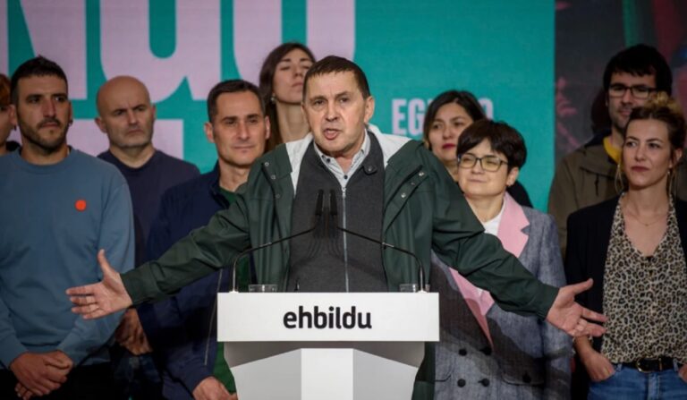 etarras Bildu renuncian
