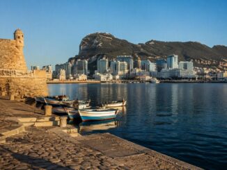 Comparativa económica entre Ceuta y Gibraltar: Claves para la soberanía