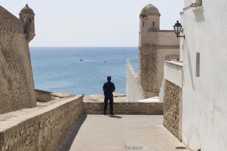 Gestión de la crisis migratoria en Ceuta: análisis y perspectivas