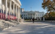 Juez ordena restaurar acceso de medios a la Casa Blanca tras veto presidencial