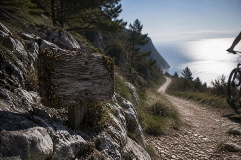 Parco del Conero: itinerari per trekking, trail e bici