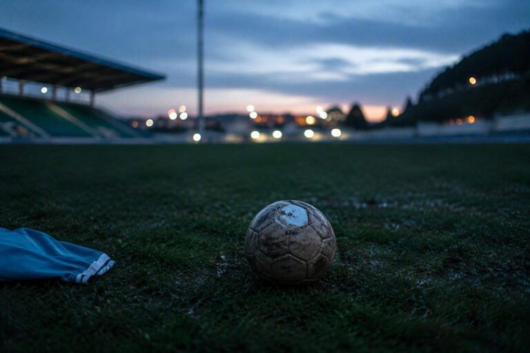 Ancona-L’Aquila finisce 2-2, errore su Mastrangelo e decisione arbitrale