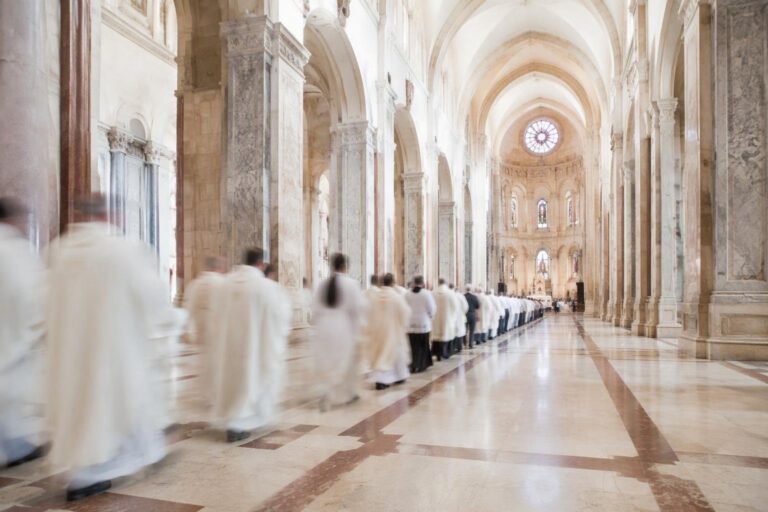 Premio internazionale Giovanni Paolo II a Monsignor Angelo Spina per l’impegno pastorale