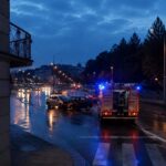 Scontro tra auto a Jesi: automobilista incastrato, vigili del fuoco in intervento