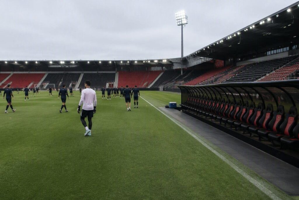 Lille-PSG: il portiere del PSG Matvej Safonov coinvolto in un incidente durante il riscaldamento