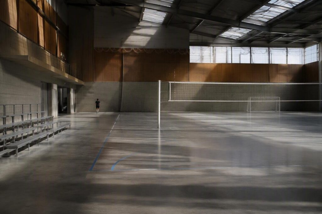 Guida completa allo sport indoor ad Aosta tra volley, futsal e palestre
