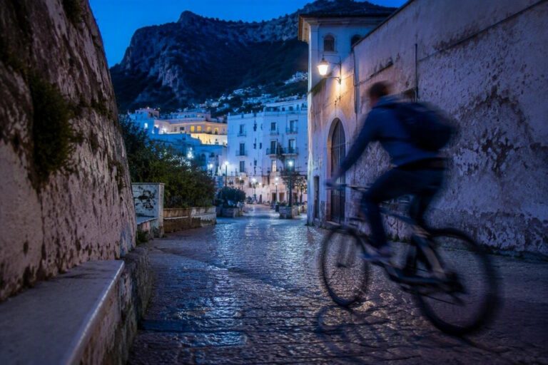 Prevenzione suicidi a Capri: le iniziative del Forum dei Giovani per studenti e fuori sede