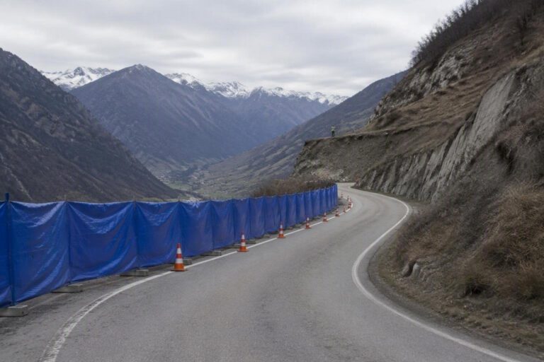 Valle d’Aosta: sensi unici alternati e lavori in corso su strade regionali
