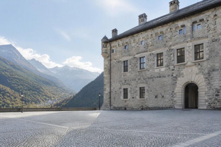 Incontro alpino di ottobre: Verrès e Moûtiers rinnovano il gemellaggio