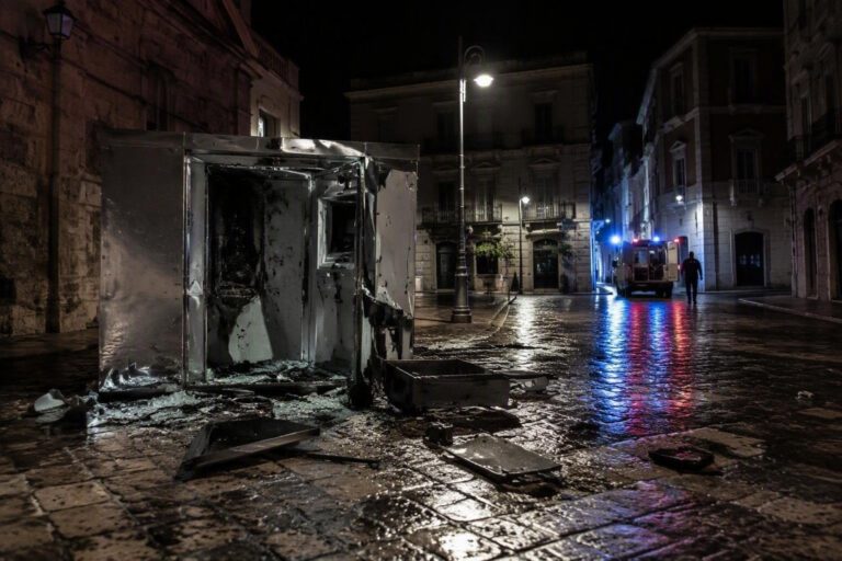 Assalti ai bancomat in Puglia: la tecnica della marmotta colpisce ancora