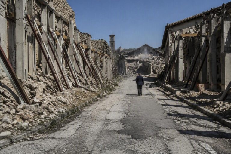 Meloni in visita ad Amatrice e prepara la festa di Bari: tutti i dettagli