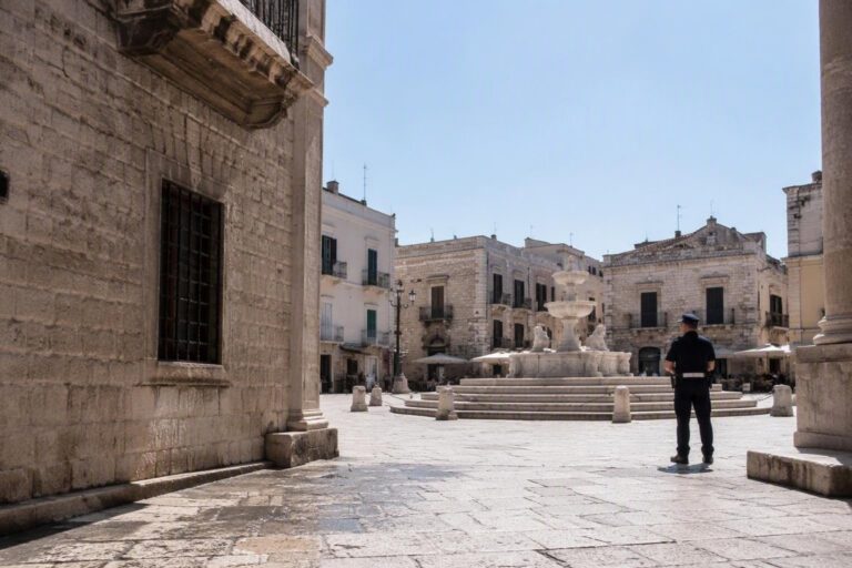 Polizia Locale di Trani arresta giovane per detenzione e cessione di sostanza stupefacente