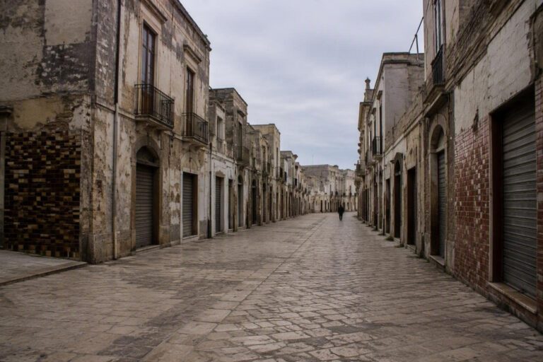 Commercio in Puglia: 6.201 attività chiuse in sei anni, cosa sta succedendo