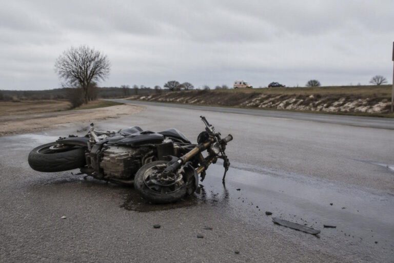 Incidente stradale nel Barese: scontro tra moto e auto costa la vita a un 55enne