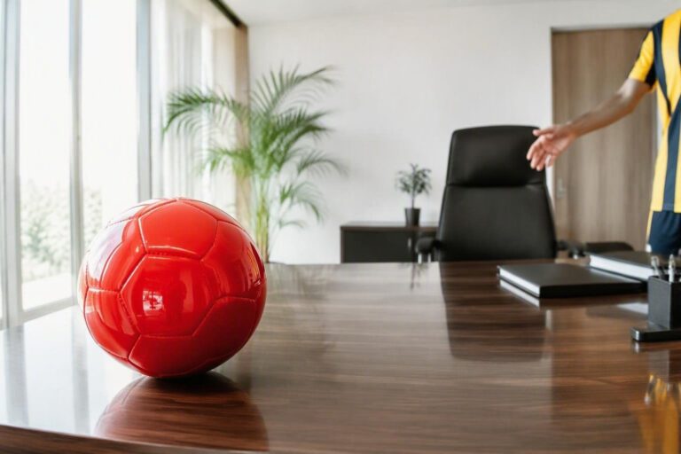 Juve Stabia ingaggia Sibilli: il fantasista campano firma fino al 2029