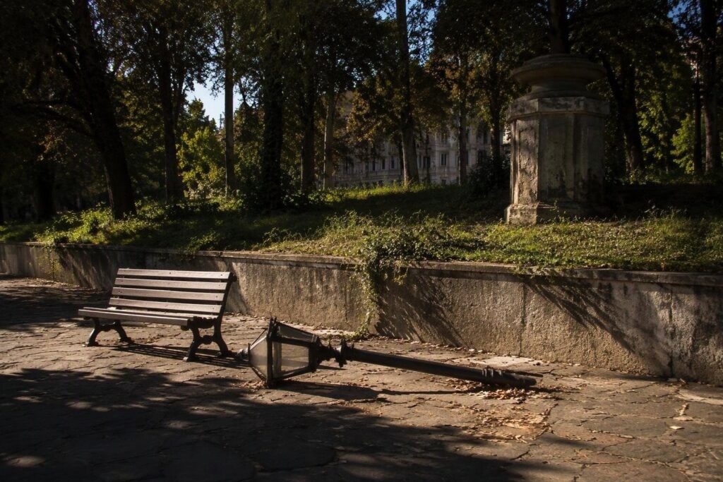 Illuminazione assente al Giardino Francesca Laura Morvillo: il Comune sotto pressione