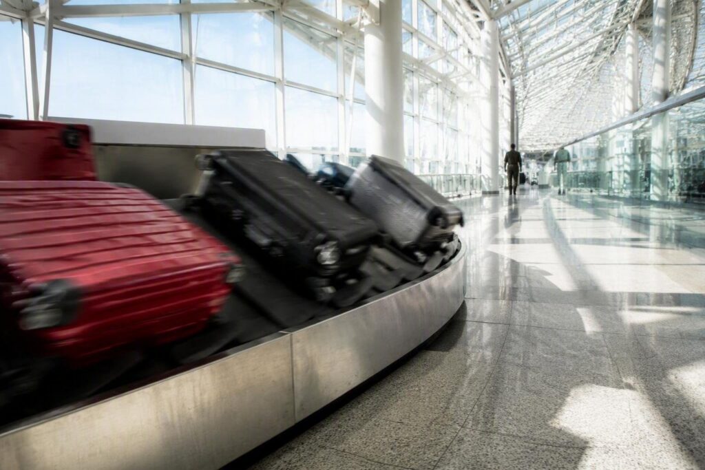 Arrestato un cinquantenne con cinquanta chili di droga all’aeroporto di Bologna